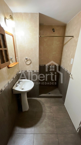 Venta Depatramento 2 Ambientes Ramos Mejía Centro.
