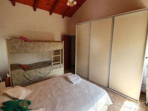 Imagen 16 de 30 de Esplendida Casa Con Terreno De 1.000 M2, Bv Rivadavia Y Junin, Vista Al Rio Asegurada !