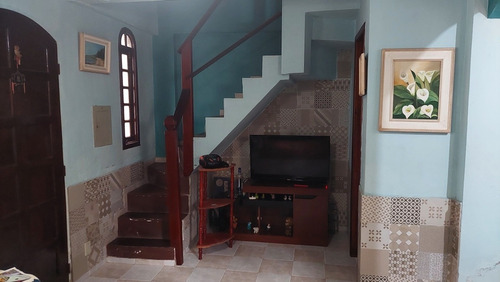 Casa 3 Quartos (1 Suíte) 3 Banheiros, Sala, Cozinha