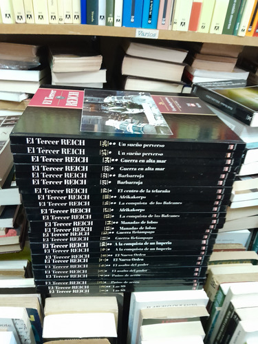 Lote 25 Libros  El Tercer Reich . C/nuevos.