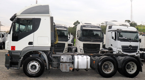 Iveco Stralis 410 6x2 Ano 2011