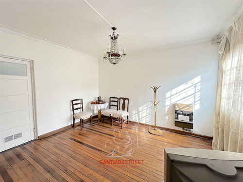 Casa En Venta De 3 Dorm. En Ñuñoa