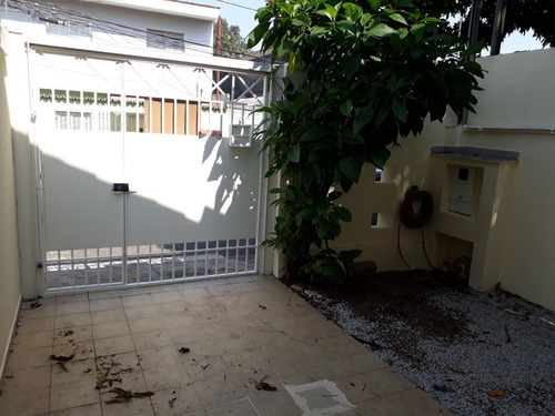 Imagem 5 de 13 de Sobrado 2 Dormitórios Suíte Garagem Fl54