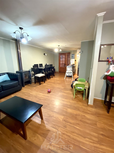 Linda Casa En Venta De 4 Dorm. Bombero Garrido, Curicó