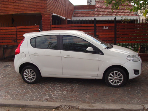 Fiat Palio Attractive 1.4 2016 Full