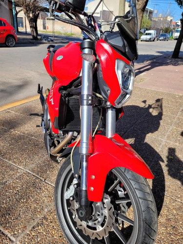 Imagen 10 de 15 de Benelli Tnt300