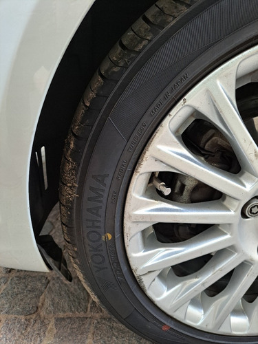 Imagen 11 de 15 de Ford Fiesta 1.6 4p Titanium