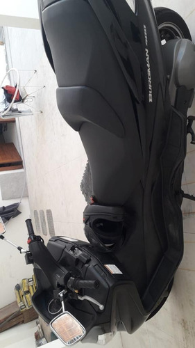 Moto Suzuki Burgman