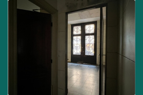 Local Comercial En Arriendo En Santiago 52,1 M2 Morandé
