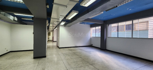 Edificio Oficina Depósito Venta La Urbina 1820 Mts2 Sonmetros2