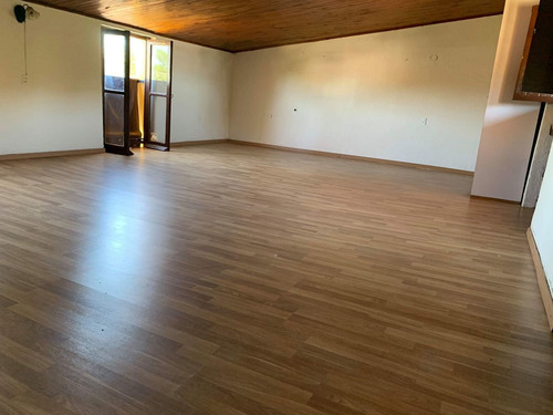 Imagen 20 de 30 de Casa 8 Ambientes En Venta Las Toscas