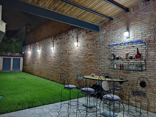 Imagen 8 de 9 de En Venta Casa Quinta Altos Del Parral10222