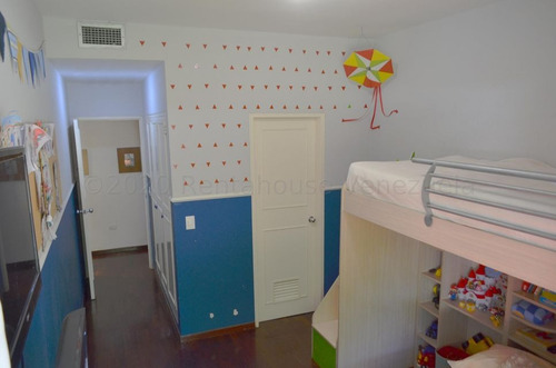 En Venta Encantador Apartamento En Planta Baja En Los Samanes Jb