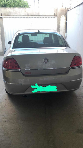 Fiat Linea Essence 16v Flex 4p