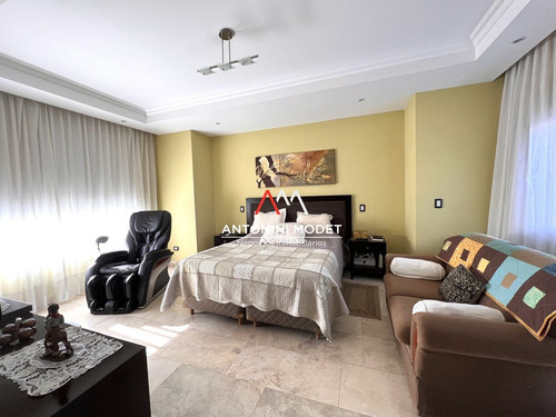 Imagen 12 de 18 de Imponente Casa En Venta En La Lomada De Pilar