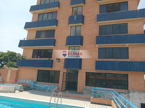 En Venta Acogedor Apartamento Con Excelente Ubicación En El Conjunto Cayo Esmeralda, Tucacas.