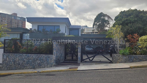 Casa En Venta. Los Naranjos. 991 M2