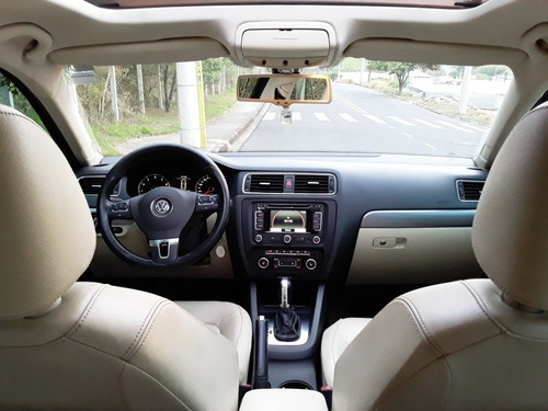 Volkswagen Jetta 2012 2.0 Tsi Highline 4p