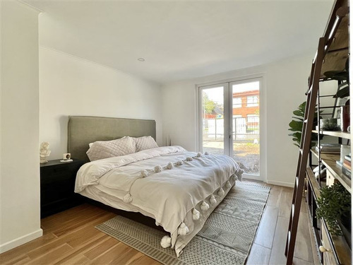 Imagen 14 de 22 de Casa Remodelada En Venta Estoril Las Condes Campanario