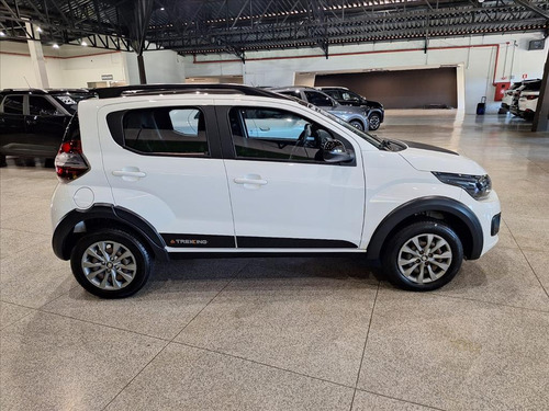 Fiat Mobi 1.0 EVO FLEX TREKKING MANUAL