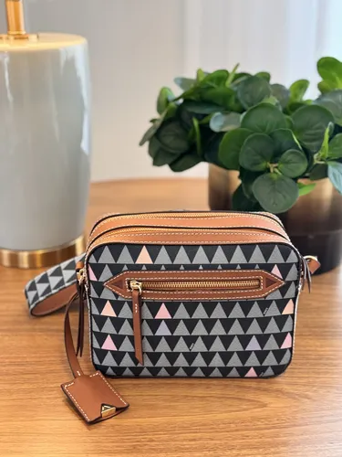 Schutz crossbody hotsell