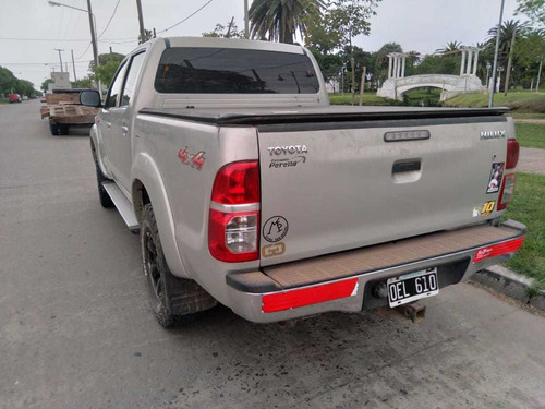 Toyota Hilux 3.0 Cd Sr C/ab 171cv 4x4 2014