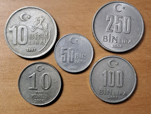 Turquia X 5 Monedas Distintas Incluye 250 Bin Lira 2004. 