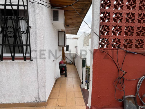 Venta Casa 4 Ambientes+escritorio - Patio - Parrilla - Terraza - Floresta
