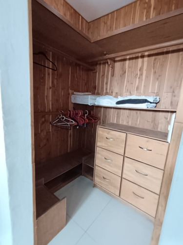 Moderno E Iluminado Apartamento De 231.83 Mt2, Finamente Amueblado.