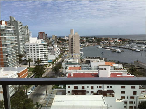 Imagen 10 de 30 de Apartamento En Peninsula, 3 Dormitorios *