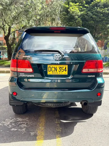 Toyota Fortuner 4.0 Sr5