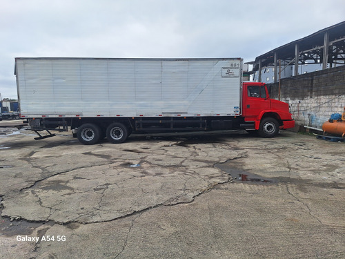 1620 Truk Baú Com Rampa