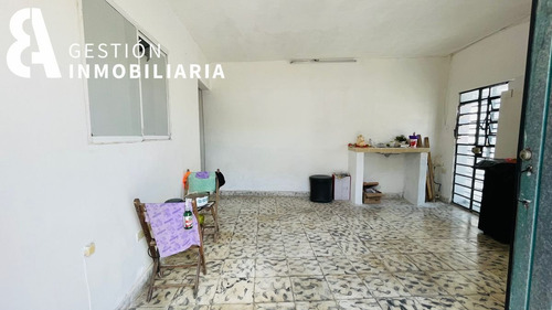 Imagen 5 de 9 de Casa En Venta En Esq. Sobre Circuito Colonias Y Garcia Giner