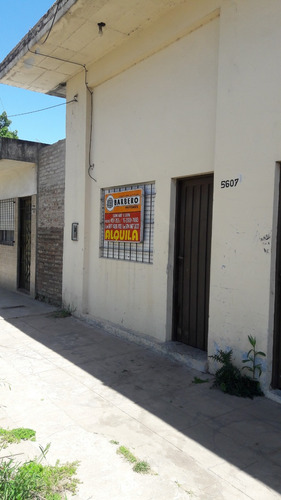 Alquilamos Casa 2 Habitaciones Con Patio Apto Mascota G Catan