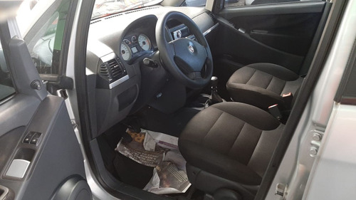 Fiat Idea Adventure 1.8 Prata 2010