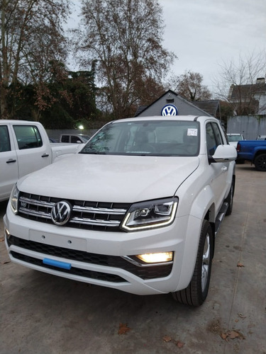 Imagen 3 de 18 de Volkswagen Amarok V6 Highline 2022 Mh