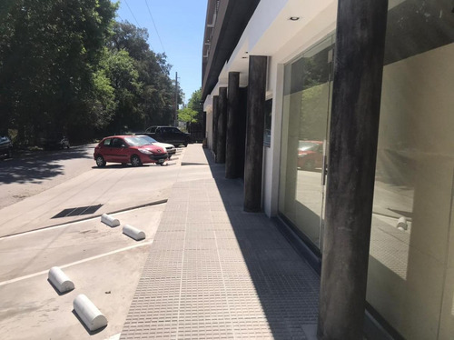Local N4, Random- Canning (ezeiza)