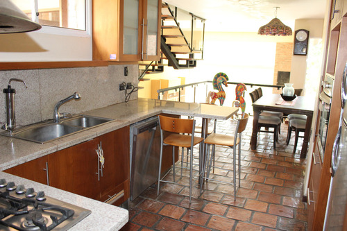 Th En Alquiler Urb Los Guayabitos Lp