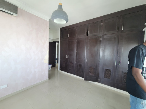 Za124 Naco - Lujoso Apartamento Pent-house Victoriano Con Espléndidas Vistas