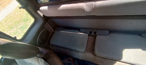 Isuzu Pick Up 2.5 Space Cab Deluxe
