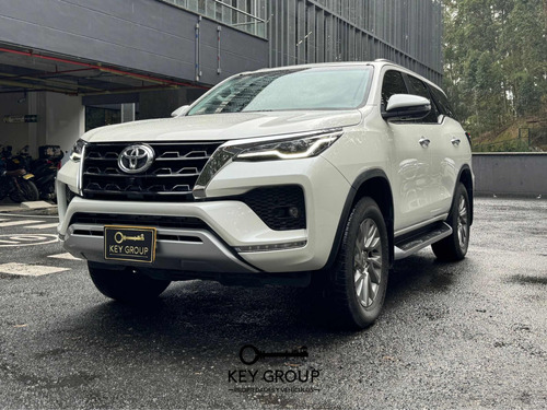 Toyota Fortuner Srv 4.0