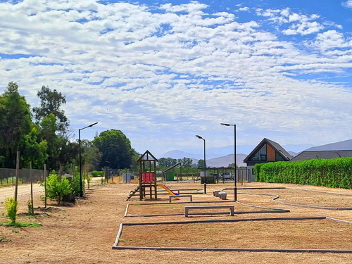 Parcela Urbanizada Con Agua, Luz Y Excelente Ubicación
