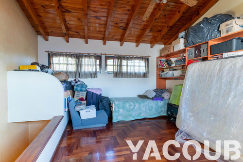 Triplex En Venta - 3 Dormitorios 3 Baños - Cochera - 170mts2 - Parque Avellaneda
