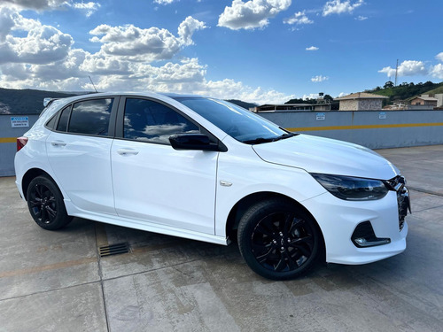 Chevrolet Onix HATCH RS 1.0 TB 12V Flex 5p Aut.