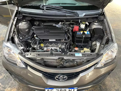 Toyota Etios 1.5 Xls