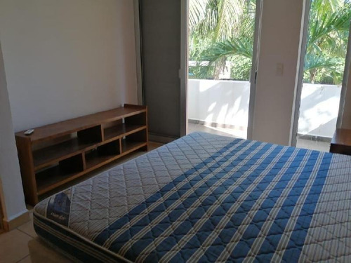 Imagen 15 de 26 de Casa En Renta En Playa Del Carmen.