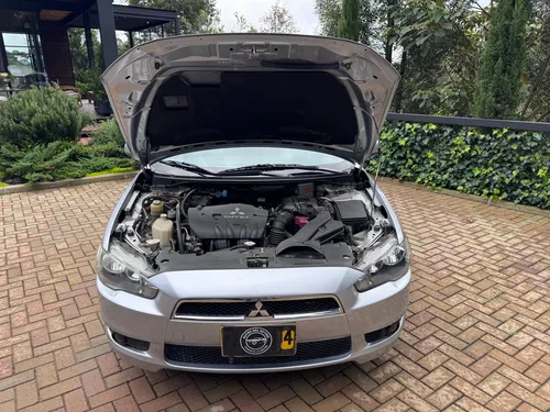 Mitsubishi Lancer 2.0 Avanzado