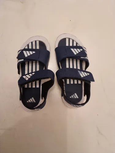 Chanclas top adidas usadas