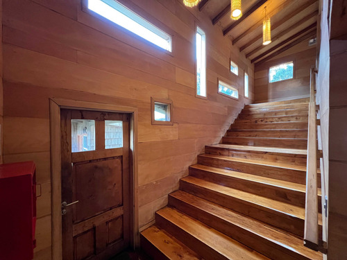 Palafito En Cucao, Chiloé (70134)
