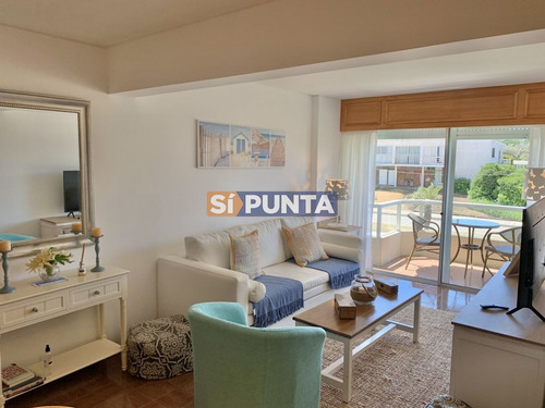 Imagen 8 de 29 de Venta De Apartamento De 1 Dormitorio En Brava Punta Del Este